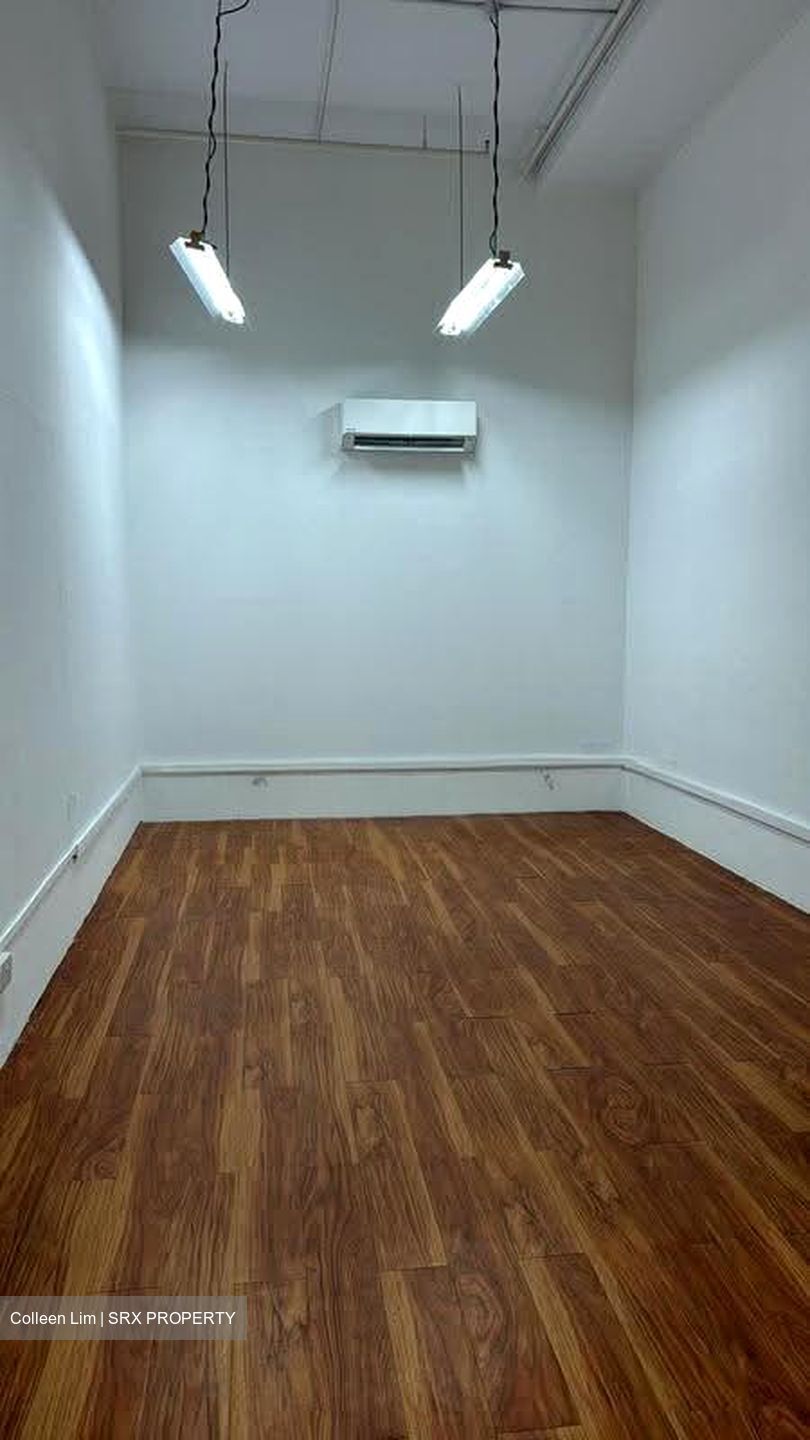 Toh Guan Centre (D22), Factory #629169361